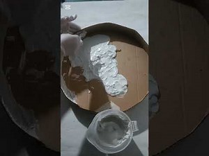 Easy moon to make with cardboard and plaster. #moon #cardboard #plaster #craft #crafts #handmade