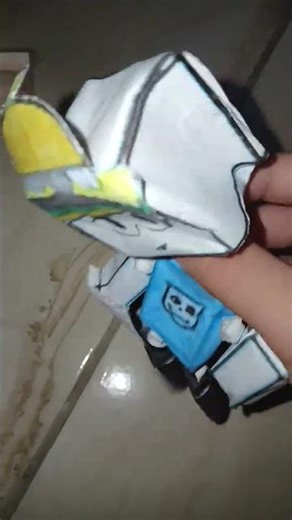 A AULA #memes #papercraft #diy #forsaken #gui_papercraft