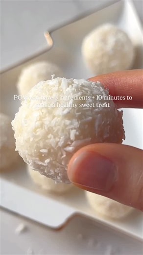 YWG | healthy dessert recipes on Instagram: "3 ingredient no bake + healthy coconut truffles!! 🥥 If you have a sweet tooth but want to reach your health goals this year follow @yourwellnessgirly for more healthy dessert recipes 🥰 Recipe: 210g condensed coconut milk 70g coconut butter (solid) 165g desiccated coconut Method: In a bowl measure out the coconut butter and melt it Pour in the coconut condensed milk and mix with the coconut butter until combined Add in the desiccated coconut and mix 