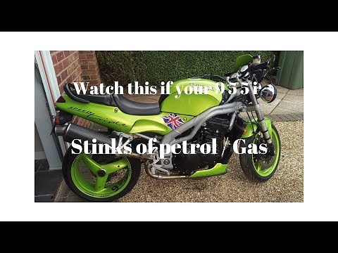 Triumph 955i Petrol Leak