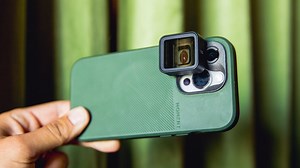 Moment launches new 1.55x anamorphic mobile lens for iPhone | AppleInsider