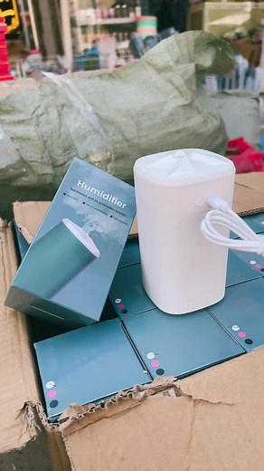 Unboxing a Stylish USB Humidifier: Quick Review