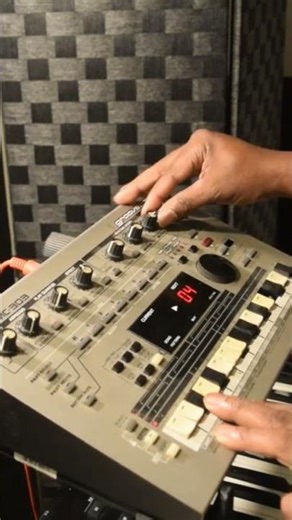 The Arpeggio in 1/16 and effects knobs