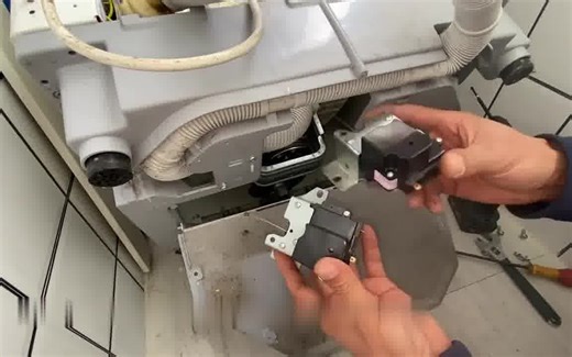 lg滚筒洗衣机不脱水手把手教你解决