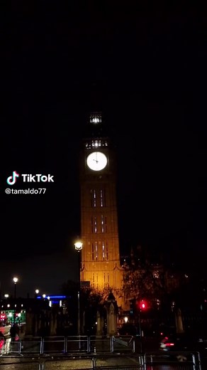 Big Ben Chimes 10 O'clock | London Westminster Parliament