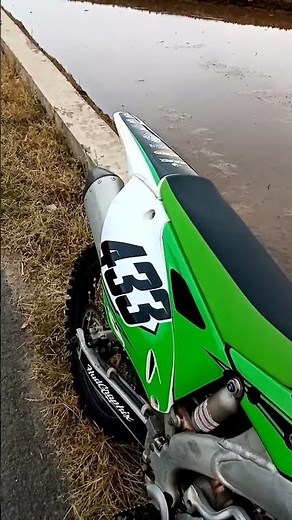 KAWASAKI KX250F rev limiter.