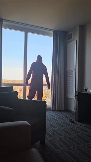 Rise And Shine...It's Game Day! Me Talking To Giants Fans Before We Storm Metlife Stadium Today! Let's Go 9ers!! | Kevin Walker