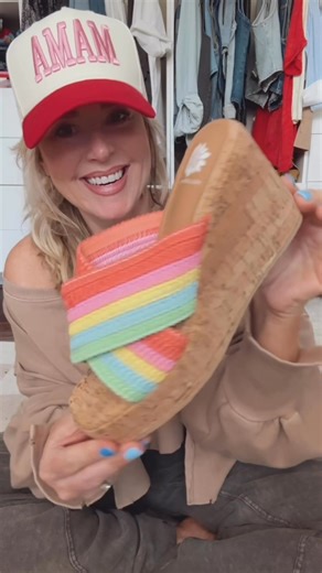 Shoes that work with everything in your closet. ✨ | Yellow Box