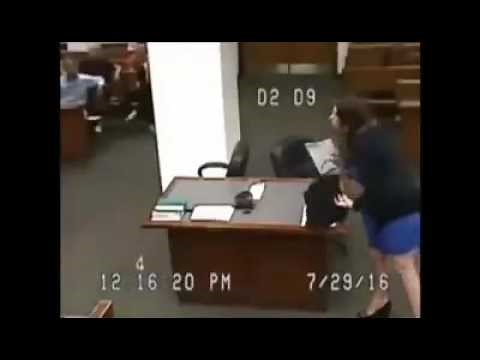 Louisville Judge Outraged by Female Inmate in Court 'Without Pants'