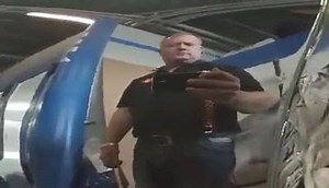 Day Two Training in Sweden with our Customer Färgprodukter showing also mc.tec's favorite 4CR Fast Clear Coat 7235. | Mc.TEC PRO