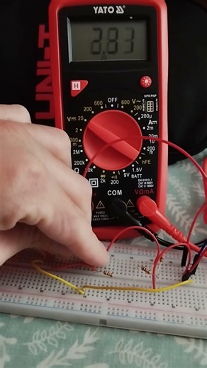 Convert 5v to 3.3 using resistors and lm7805 and switch #reels #shorts #electronic #breadboard