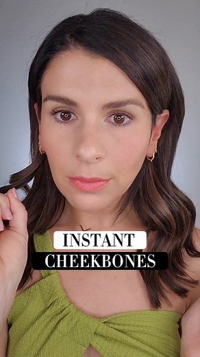 271K views · 5.7K reactions | Easy Tip for Instant Cheekbones! #contouring #makeuptutorial #makeupforbeginners #makeuppage #makeupideas #makeupvideo #makeupreels | Kate Talbert: Makeup Made Simple | Facebook