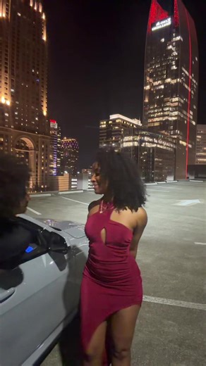 Idk how he driving with his head out the window😂 #kelly #kellyxdolo #couplegoals #viral #fyp
