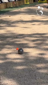 Philippe Suchaud tout en relâchement #pétanque #petanque #boulistenaute #triplette #2025 #Trévoux #DépartementDeLAin #Ain #RégionRhôneAlpes #RhôneAlpes | Actualité Pétanque avec Boulistenaute