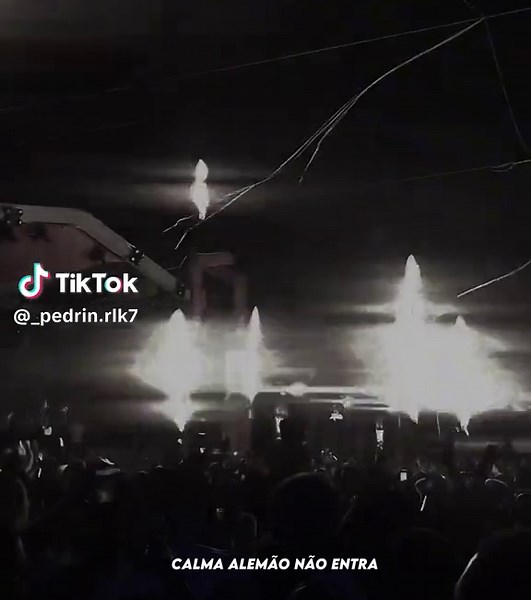 A Vida na Favela: Guns e Respeito na Comunidade