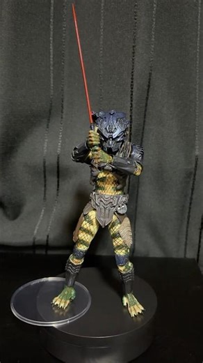 NECA Armored Lost Predator アーマード・ロスト・プレデター