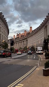 London, Soho | Walking Tours 4K