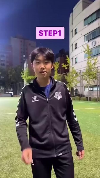 最近很紅的 #SlipBack #滑步舞 拆解就2招，不斷重複即可實現漂浮效果 | 雲爸的3c學園