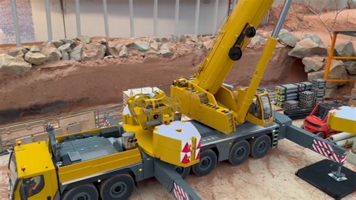 2025年最佳遥控起重机：超棒的利	令人 勃海尔LTM 1350!!