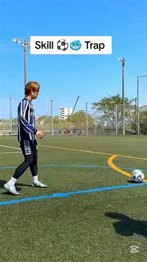 💯 Outstanding football skills tutorial 💥🤯 #football #skills #youtubeshorts