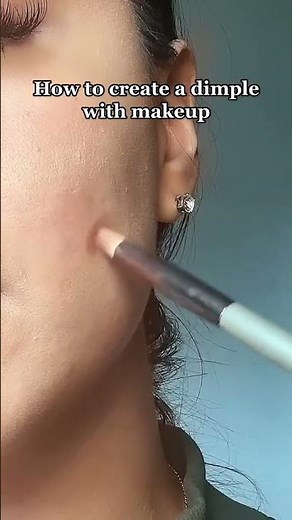 Achieve Flawless Dimples with Expert Makeup Tricks