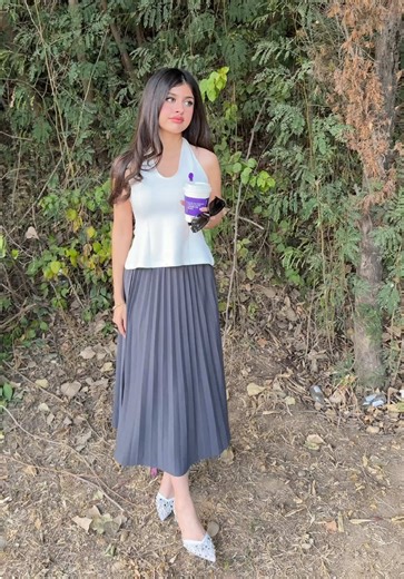 Modest Fall Outfit Inspiration for Pakistan