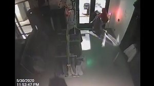 KCPD releases video of looting of Country Club Plaza clothing store