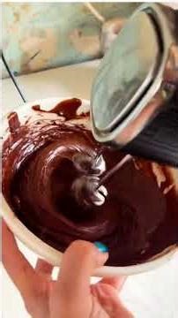 CHOCOLATE + STOUT FINGER BUNS #fingerbuns