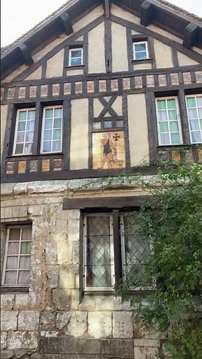 A hidden Gem ; Welcome to Gerberoy in France