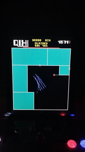 Qix reclaim your Kicks!