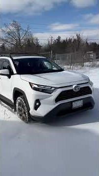 How well does the 2023 RAV4 Woodland Edition perform in deepish snow?