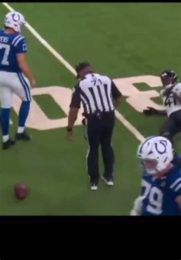 Don’t throw the ball too hard it hurts lol #philliprivers #indianapoliscolts #nfl #trend #views