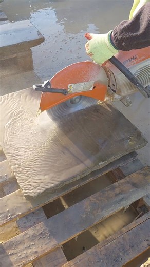 ✨⭐ Specialists in Bespoke Reclaimed Stone Copings ⭐✨ This bespoke order has been produced to specific sizes and dimensions, carefully selected to retain original weathered tops and authentic front edges. Prepared for a bespoke project in Scarborough, each coping stone has been hand-selected to ensure consistency in thickness, finish and character. Yorkstone Dealer specialise in made-to-order reclaimed stone copings, trusted by architects, designers and landscapers for high-end and specialist pro