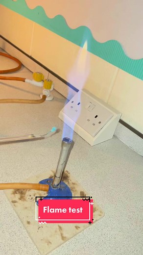 Flame tests #ions #flametest #flametesting #chemistry #fyp #pyp #foryourpage #viral #gcsebiology #gcsechemistry #gcsephysics #gcsebiology #gcses #exam #triplescience #tutoring #tutoringservices #onlinetuition #learnontiktok