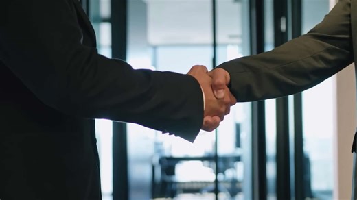 Professional qualifications intelligence agencies seek in applicants