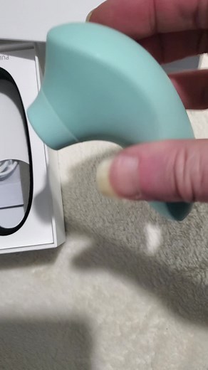 Watch Svakom NEO use an Features  on Amazon Live