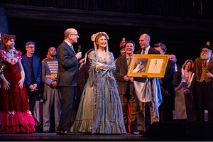 Artist Profile: Hei-Kyung Hong, A Met Opera Star - OperaWire