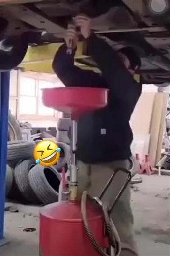 How to Change Vehicle Oil in a Workshop Setting