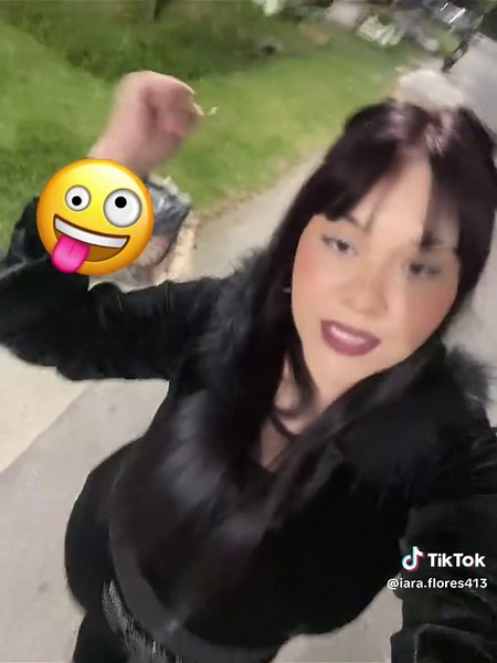 Re Villera Soy: La Diversión de Iara Flores