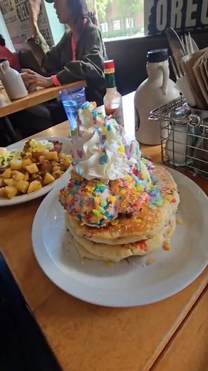 Brownstone Pancake Factory: The ULTIMATE Brunch Experience