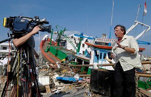 Aaron Brown, former CNN anchor and influential newsman, dies at 76