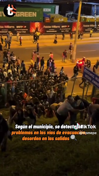 🚨 Clausuran Arena 1 y suspenden segundo concierto de Robbie Williams 😭 La Municipalidad de San Miguel dispuso la clausura inmediata del recinto Arena 1, provocando la suspensión del segundo concierto de Robbie Williams programado para este jueves 24 de septiembre. La medida fue tomada tras fiscalizar el primer show, donde se detectaron deficiencias en las vías de evacuación, desorden en las salidas y el bloqueo no autorizado de los accesos peatonales, incluyendo el puente del Parque Belén. 💥�