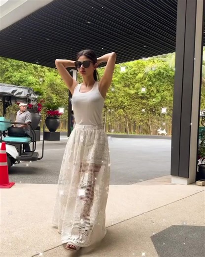 98K views · 826 reactions | Mouni Roy | Glimpse of Glamour | Facebook