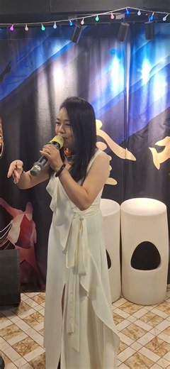 2026年7月23日 油麻地金咪歌座~週三茶會 CoCo 演唱 (帝女花之香夭) 的粵曲。
