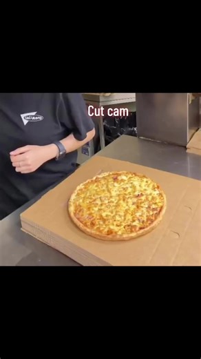 Calimero Pizza on Instagram: "Cut Cam - Calimero Thursday. Order online at www.calimero.co.nz"