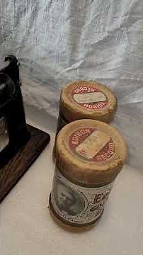 Antique c1902 Edison Gem Model A Phonograph Cylinder Record player.