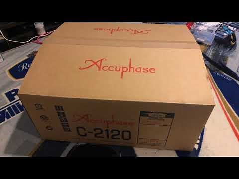 AccuphaseアキュフェーズC-2120開封から音出しまで。