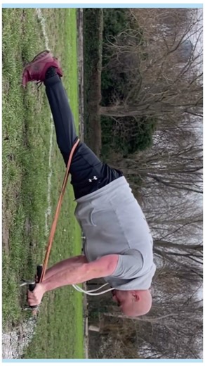 Locking posterior hip tuck in plank #strengthcoach #exerciseideas #plankexercises