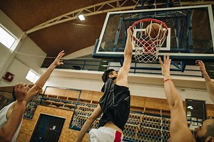 How to achieve the perfect Slam Dunk in Basketball: Training Instructions