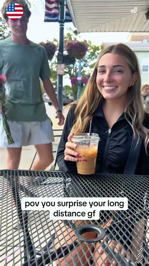 What happens when a long distance relationship meets again 💕#longdistancerelationship #surprise